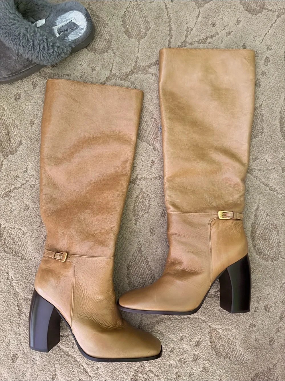 Tory Burch Banana Heel Leather Boots in Butterscotch